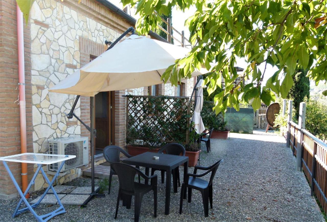 Agriturismo La Pietriccia Chianciano Terme Buitenkant foto