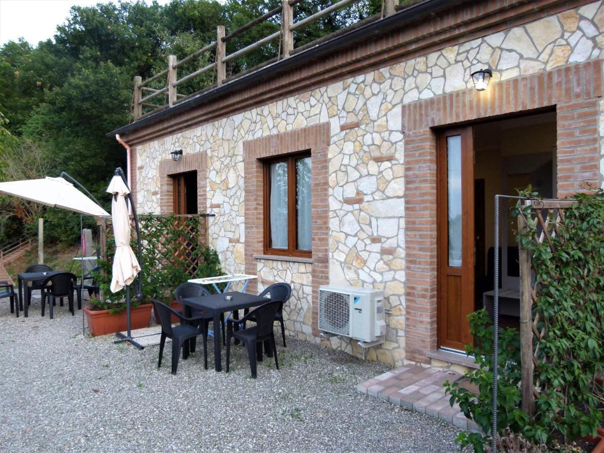 Agriturismo La Pietriccia Chianciano Terme Buitenkant foto