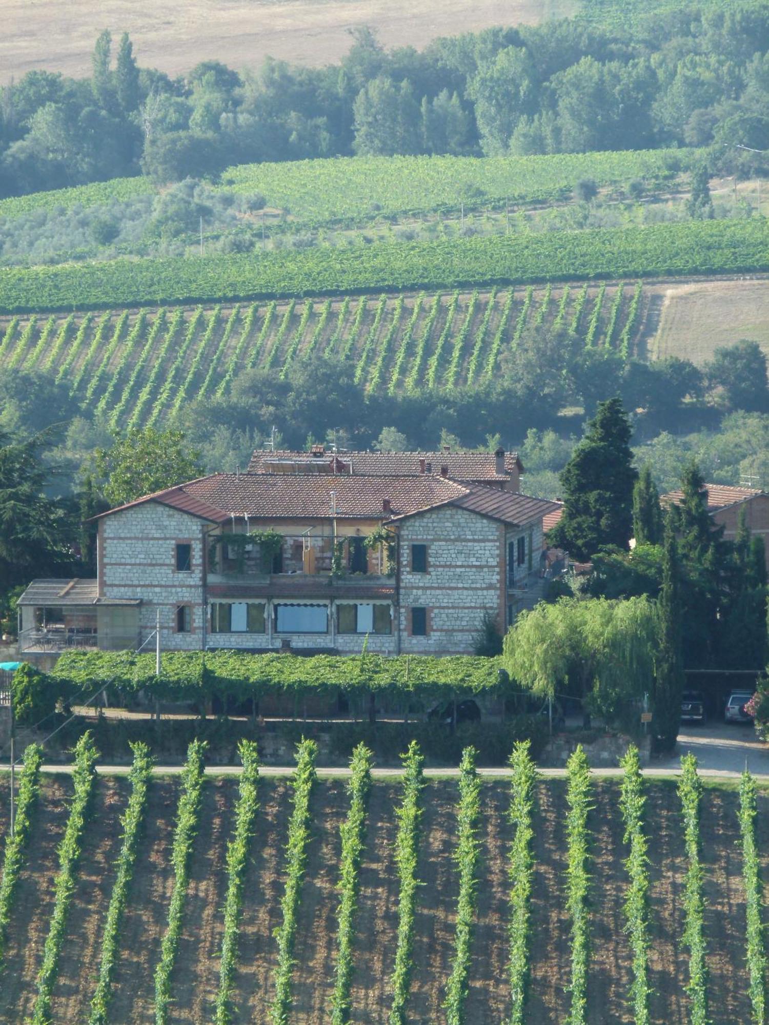 Agriturismo La Pietriccia Chianciano Terme Buitenkant foto