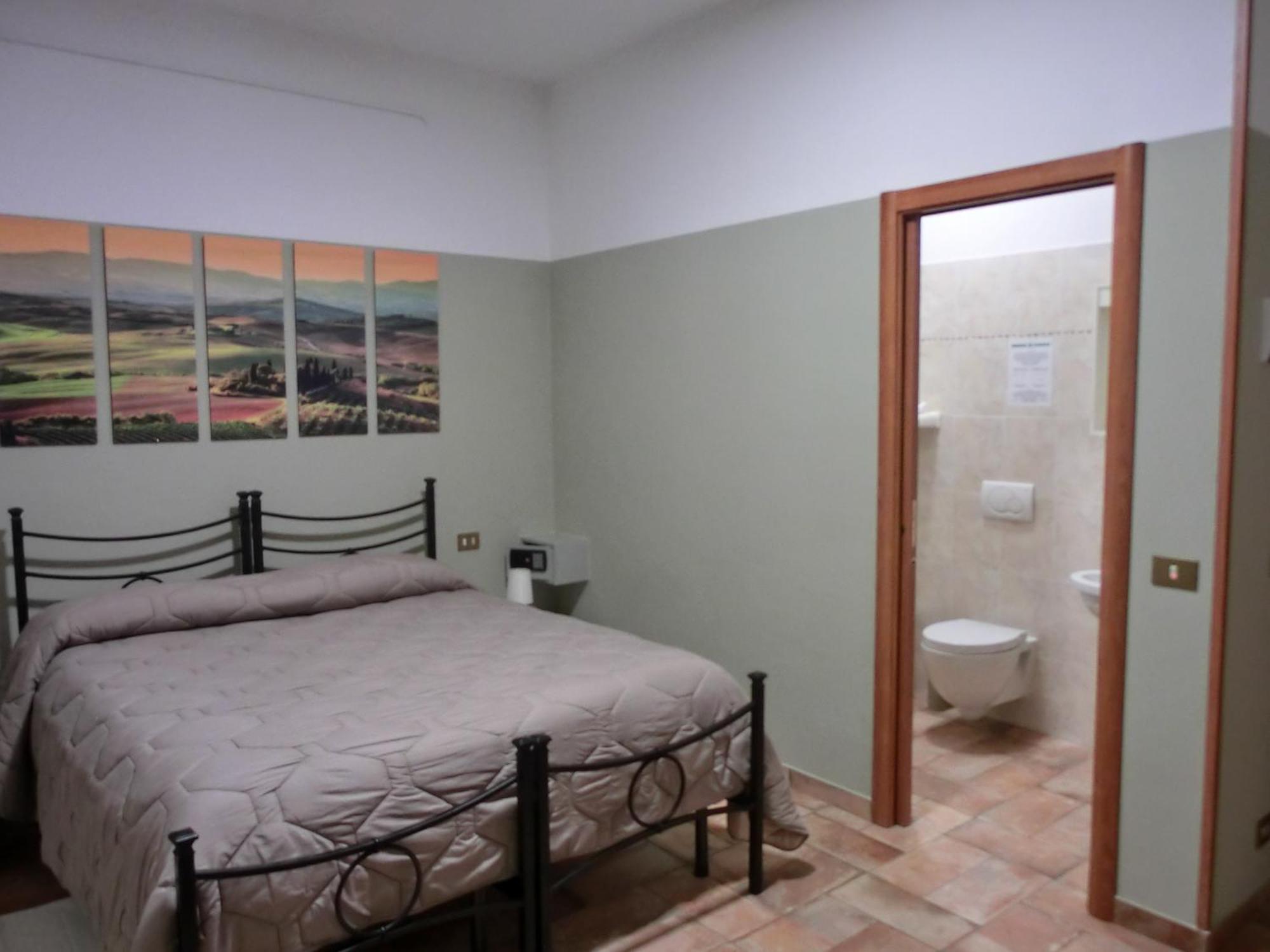 Agriturismo La Pietriccia Chianciano Terme Buitenkant foto
