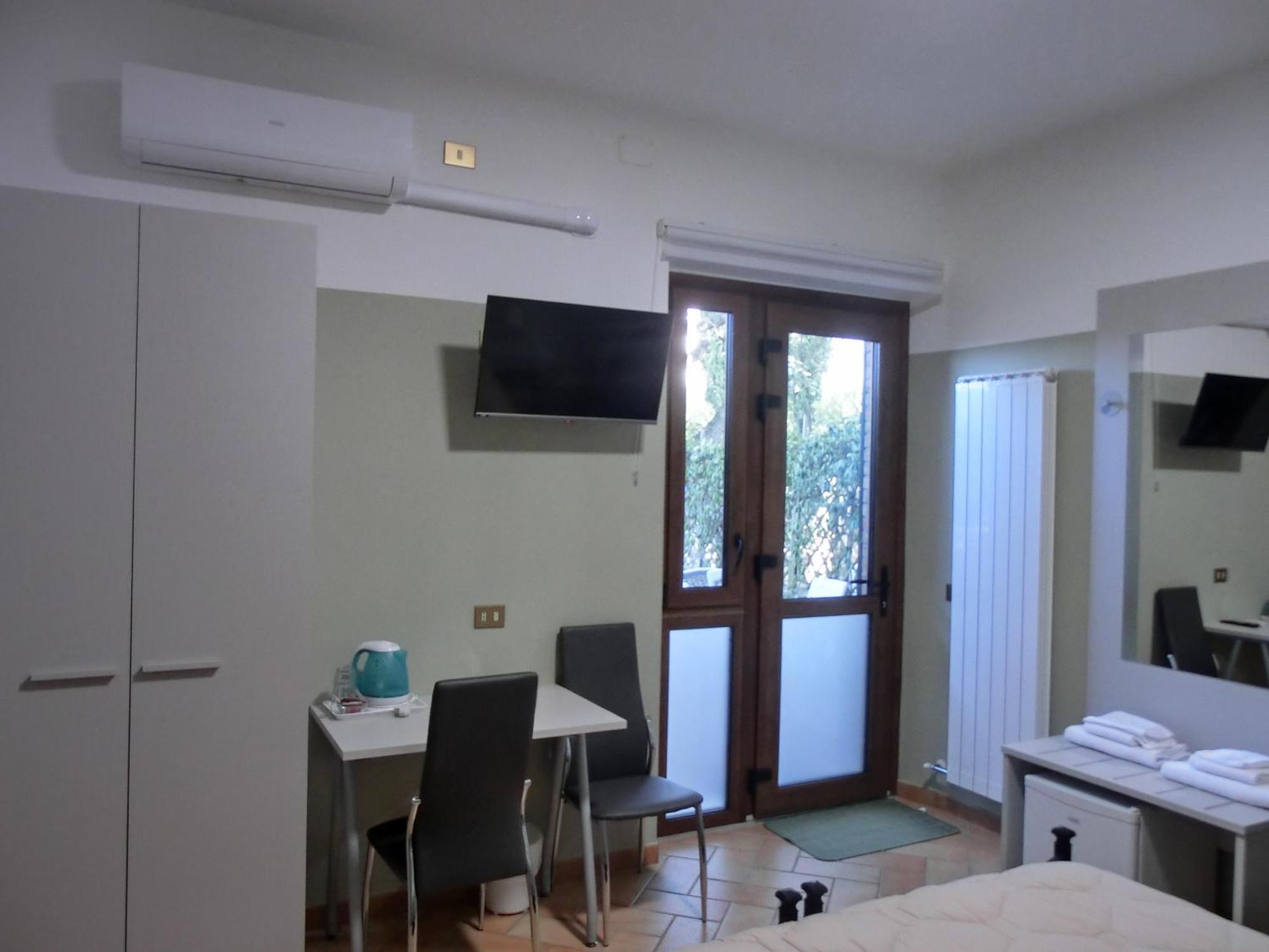 Agriturismo La Pietriccia Chianciano Terme Buitenkant foto